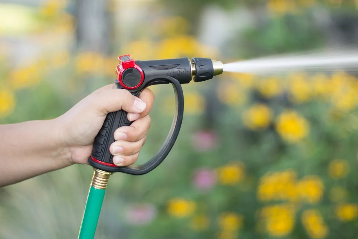 Thumb Control D Grip Contractor Nozzle | 58984