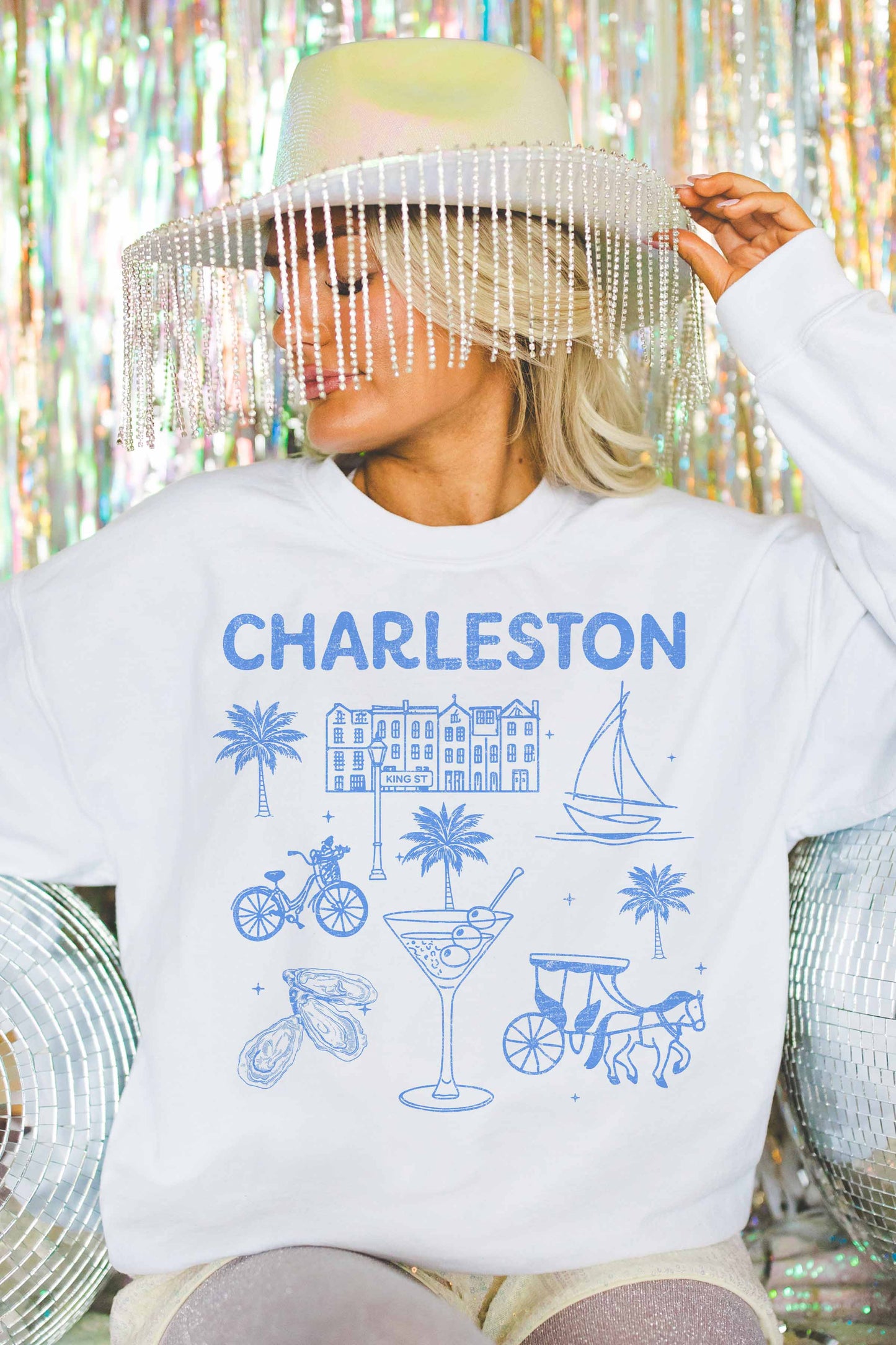GOOD DAY STREET - CHARLESTON OVERSIZED SWEATSHIRTS: WHITE / S/M