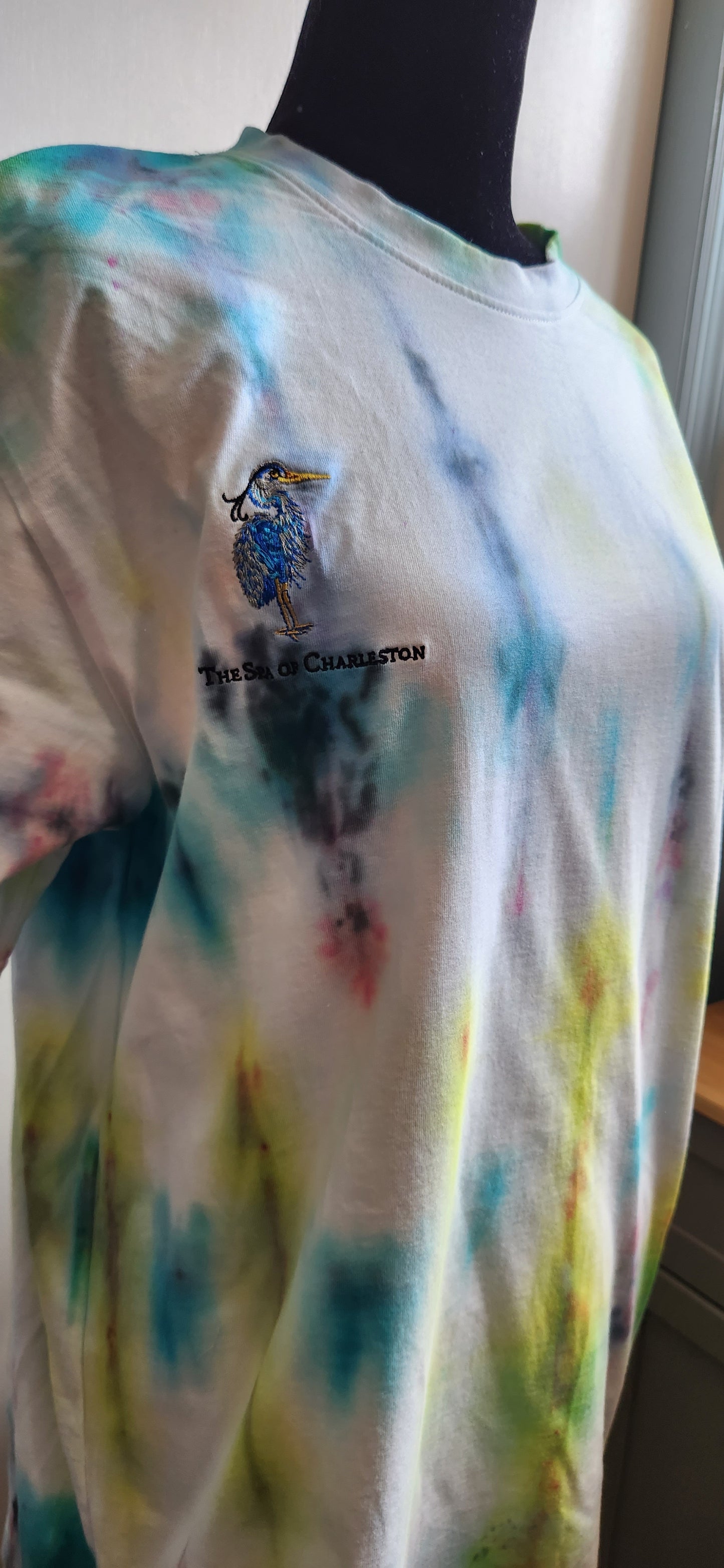 Tie Dye The Spa of Charleston Embroidered Blue Heron logo tee Unisex size Large