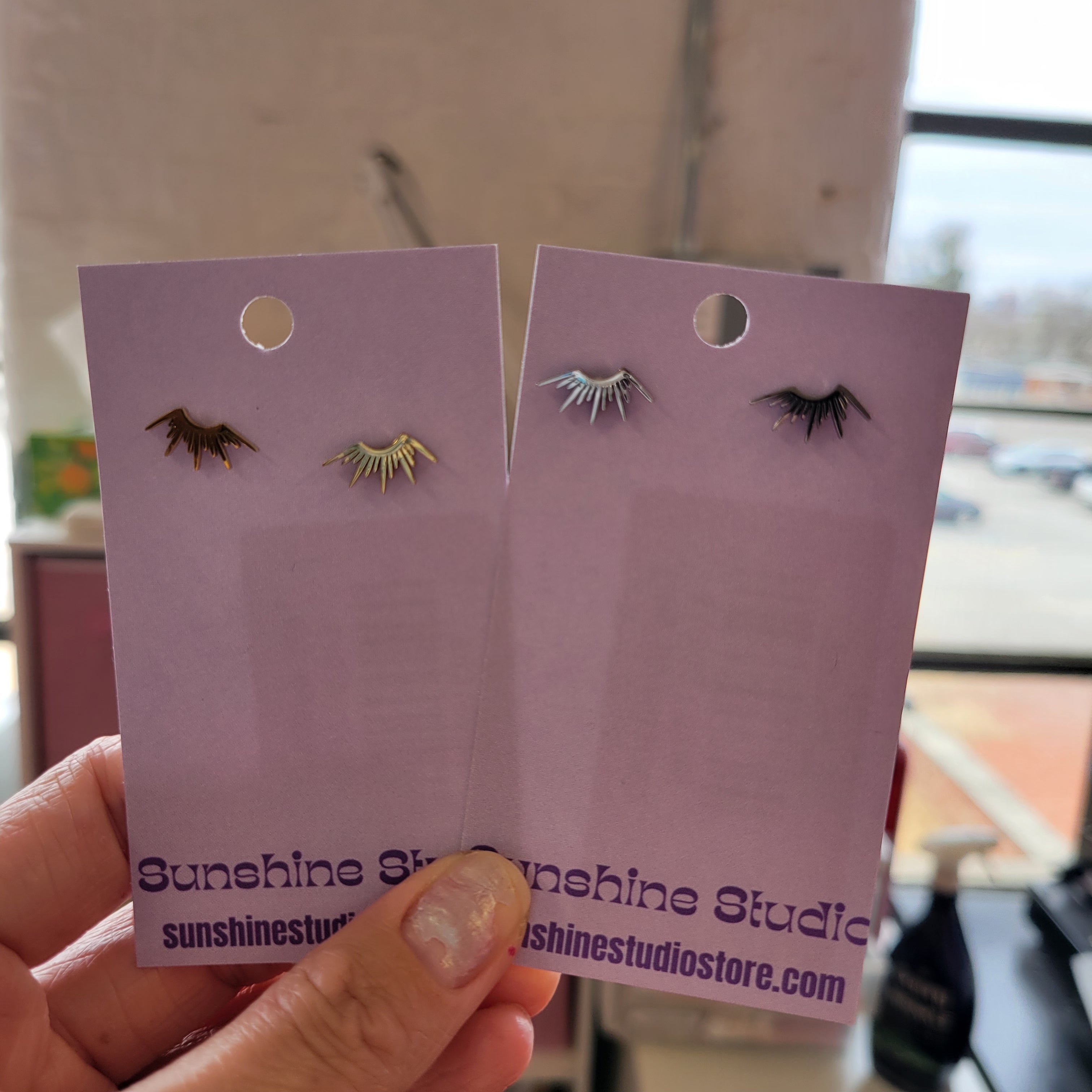 Tiny eyelashes