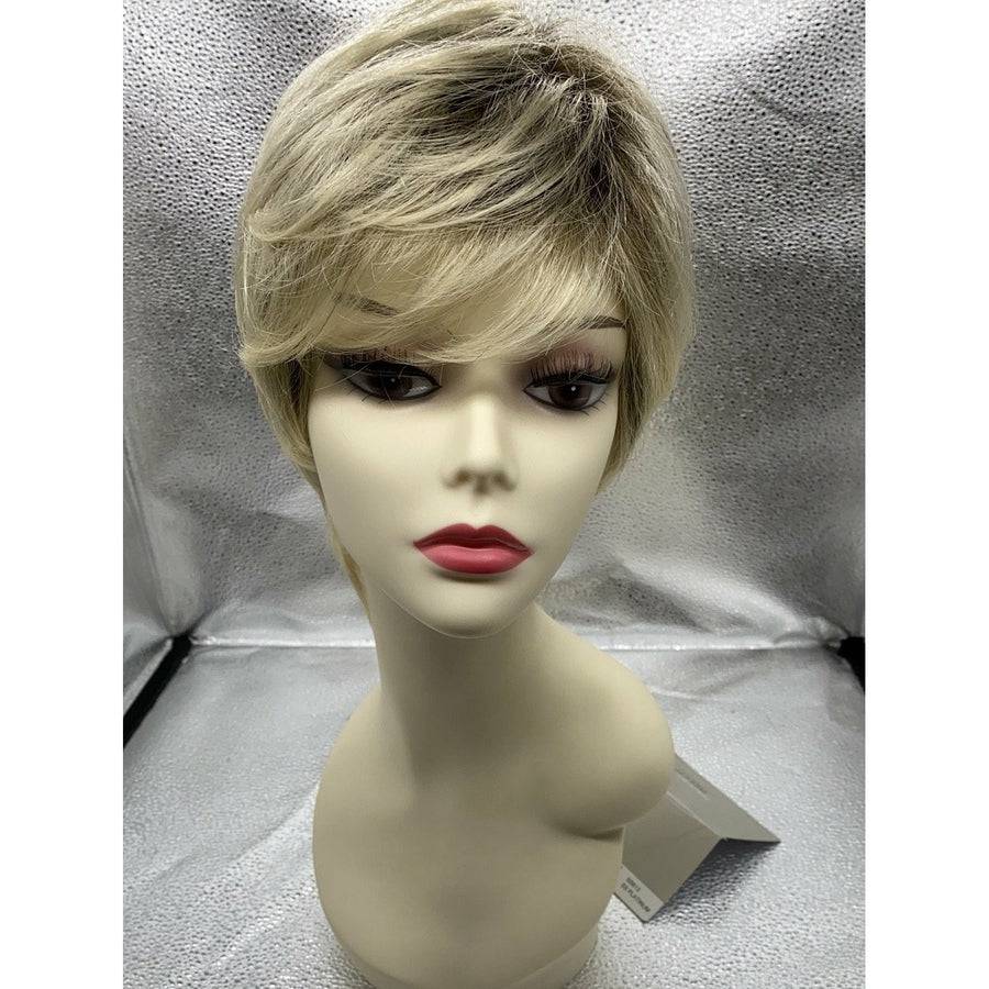 Raquel Welch Crushing on Casual Wig Hairpiece New With Tags