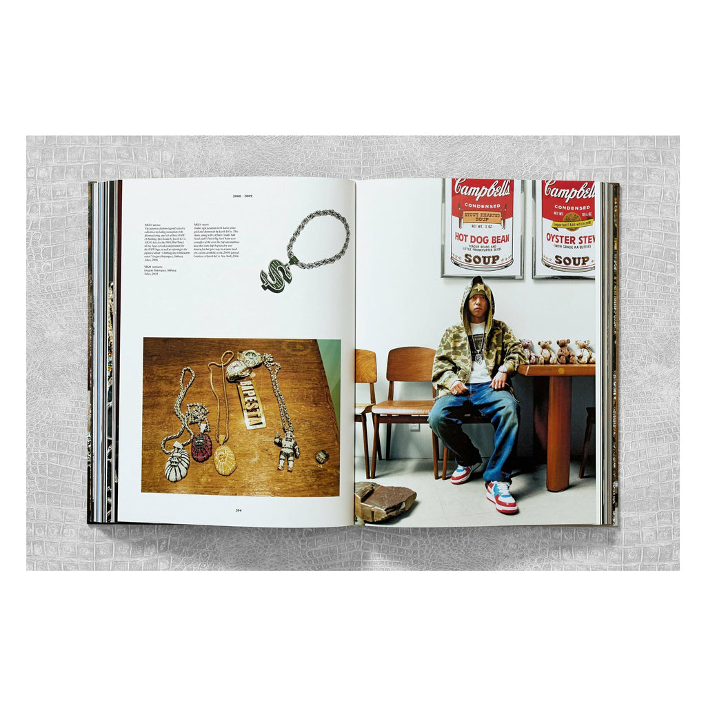 Ice Cold. A Hip-Hop Jewelry History (German, French, English)