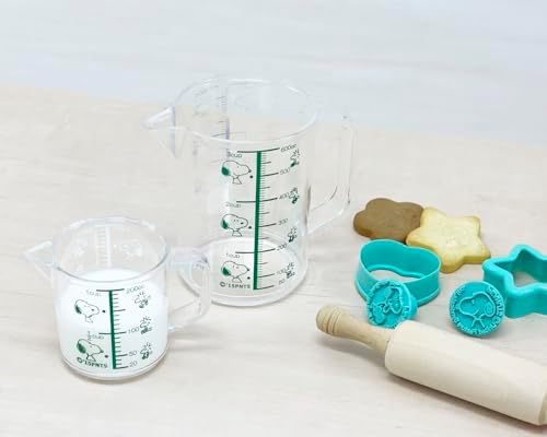 OSK MC-2 Measuring Cup, Snoopy Measuring Cup, 20.3 fl oz, Made in Japan