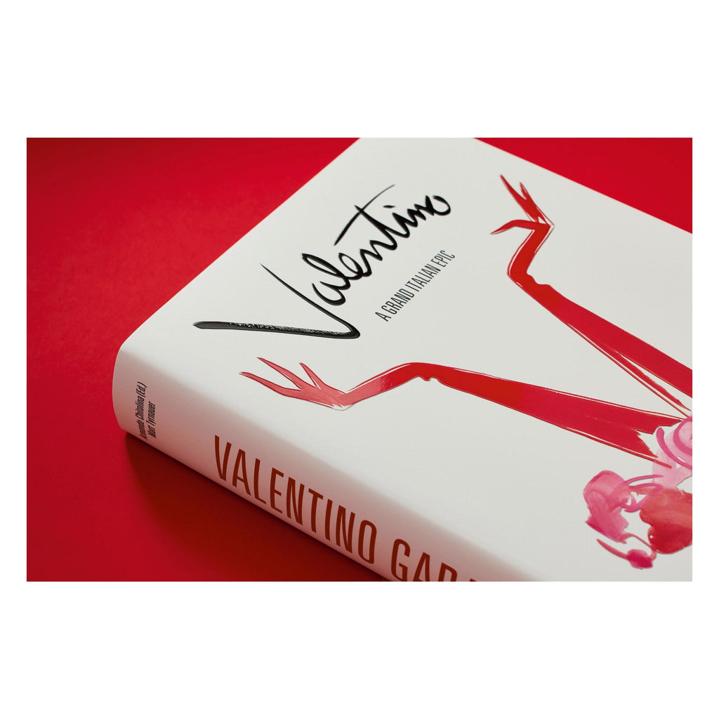 Valentino. A Grand Italian Epic (English)
