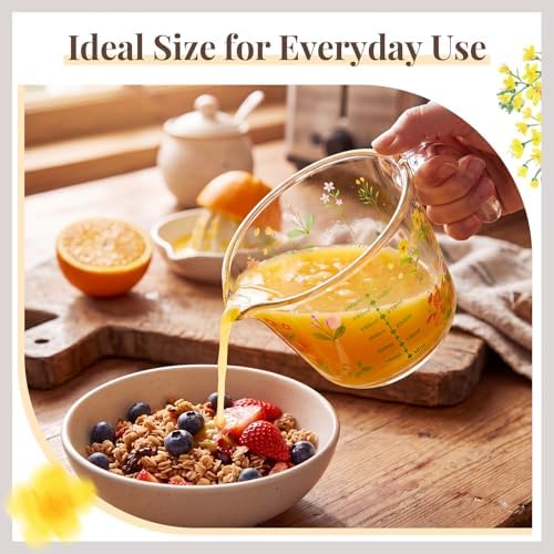 17 oz Flower Glass Measuring Cup