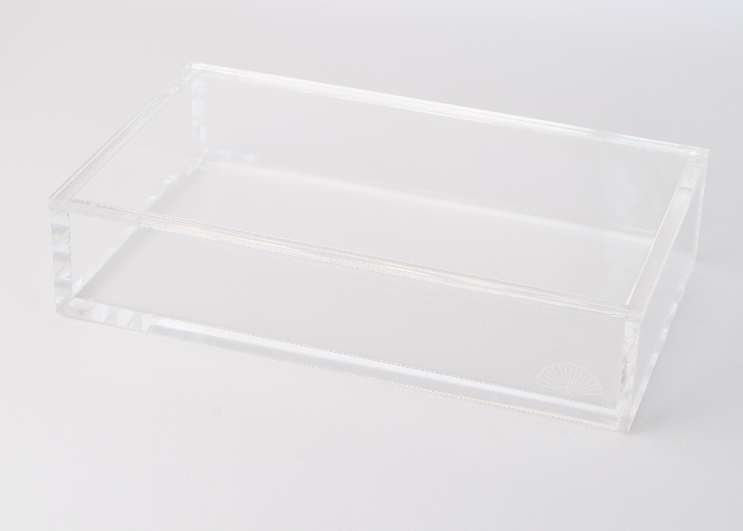 Miss Mahjong - Classic Acrylic Box