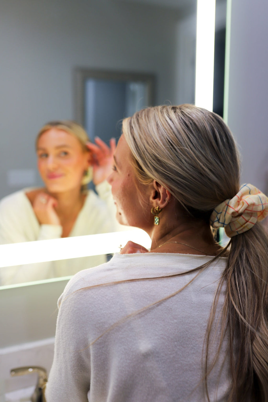 KAXI TOWEL SCRUNCHIE