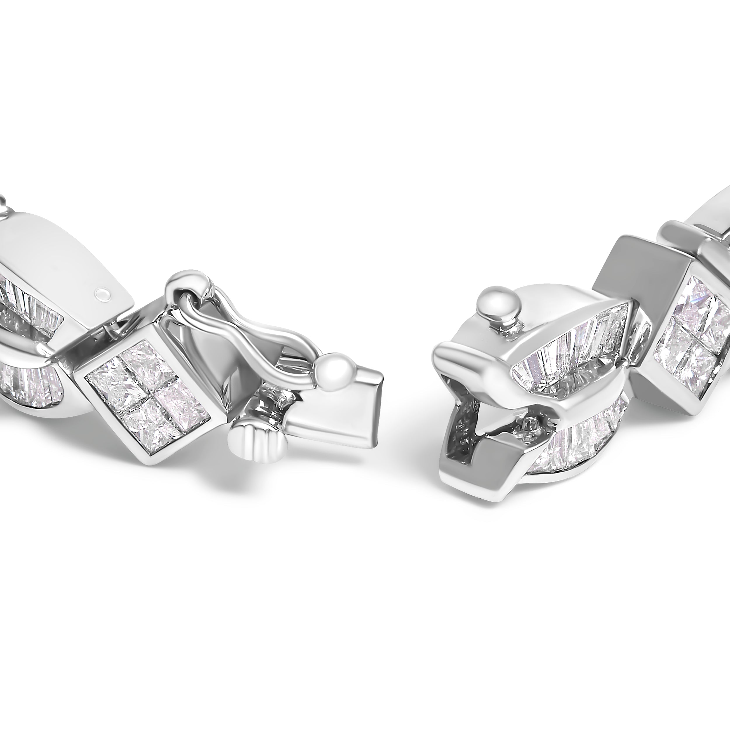14K White Gold 8 5/8ct Cttw Princess and Baguette Diamond Geometric Twist Link Bracelet (G-H Color, VS1-VS2 Clarity) - 7"