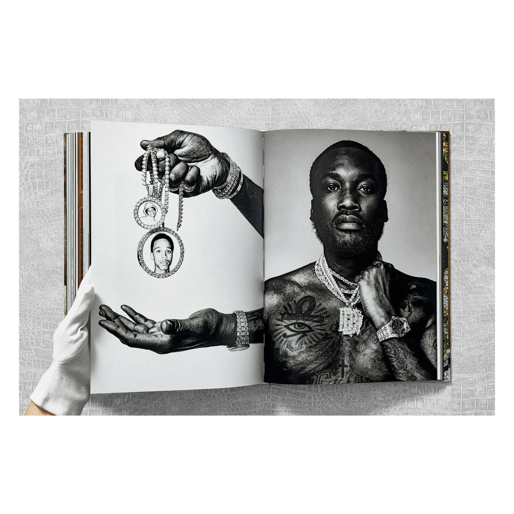 Ice Cold. A Hip-Hop Jewelry History (German, French, English)