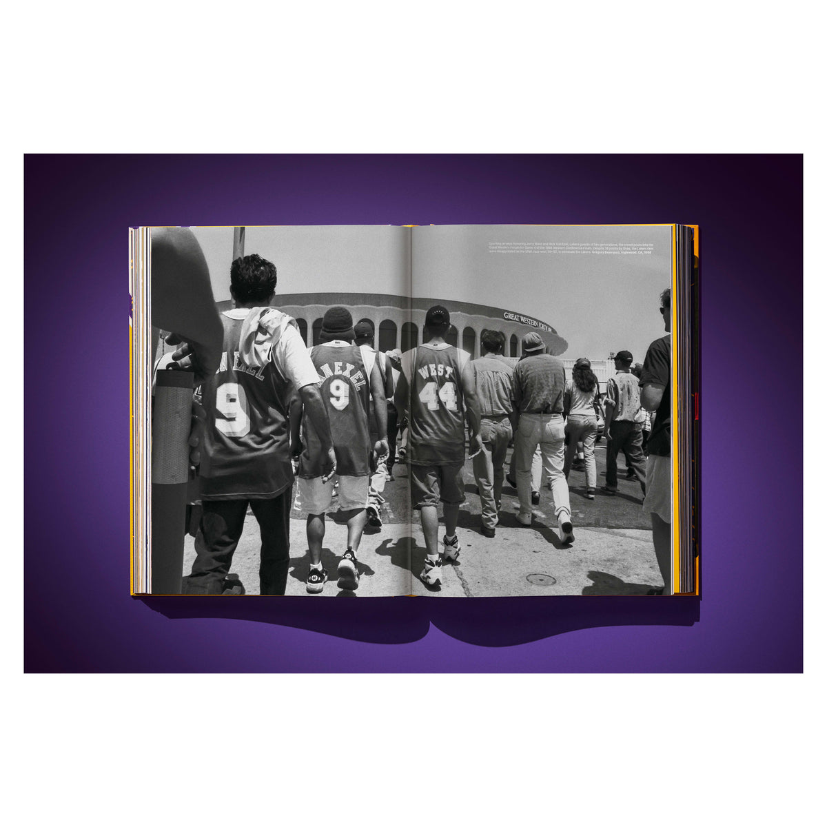 Lakers. An Official History of the Purple & Gold (English)