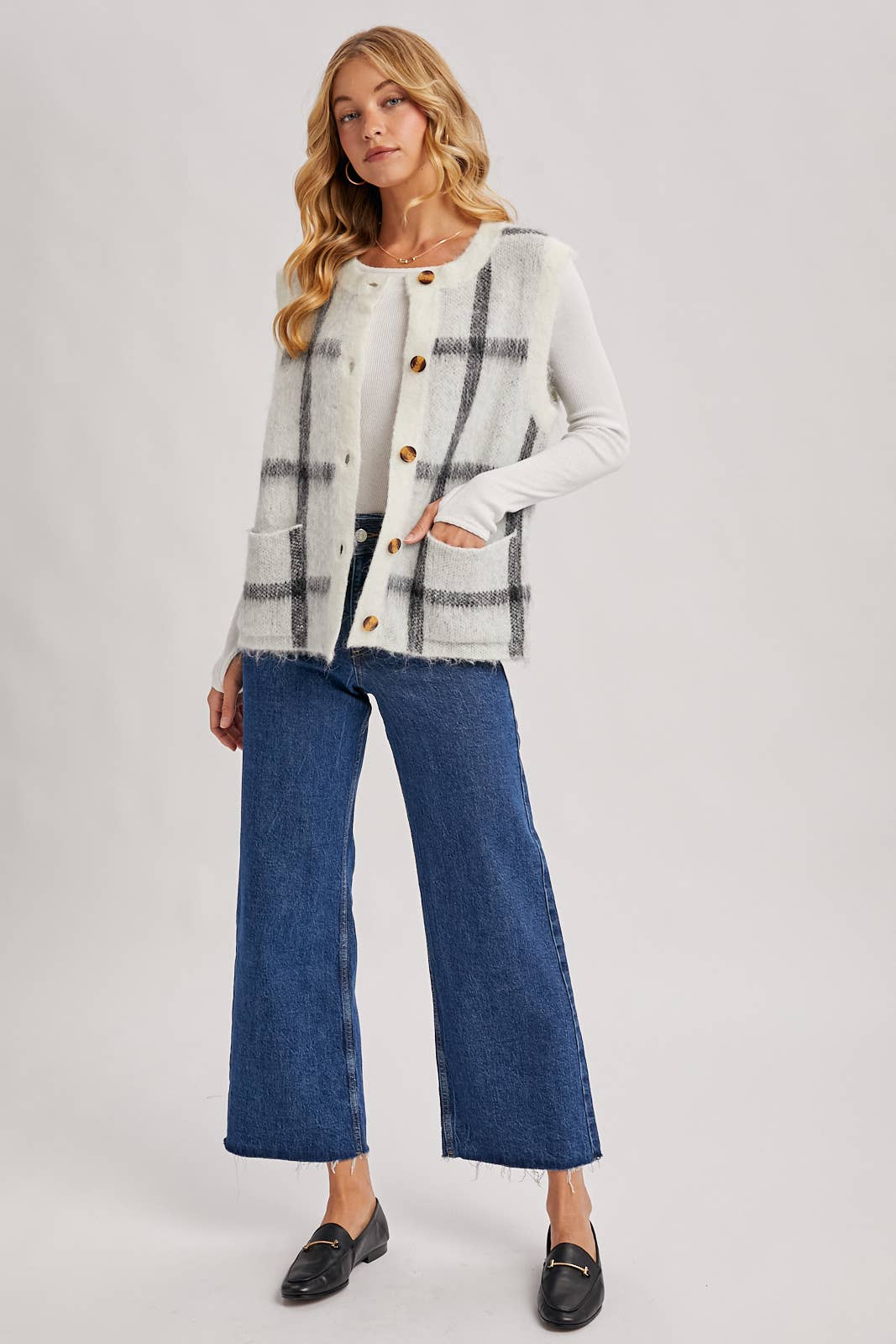Button Down Plaid Knit Sweater Vest: Mocha