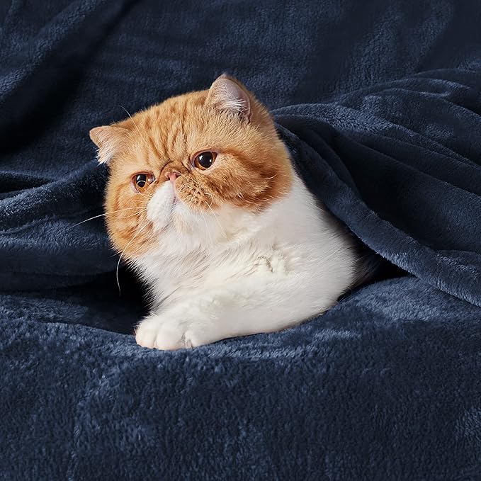 Bedsure Navy Blue Fleece Blankets King Size - Bed Blanket Soft Lightweight Plush Cozy Fuzzy Luxury Microfiber, 108x90 inches