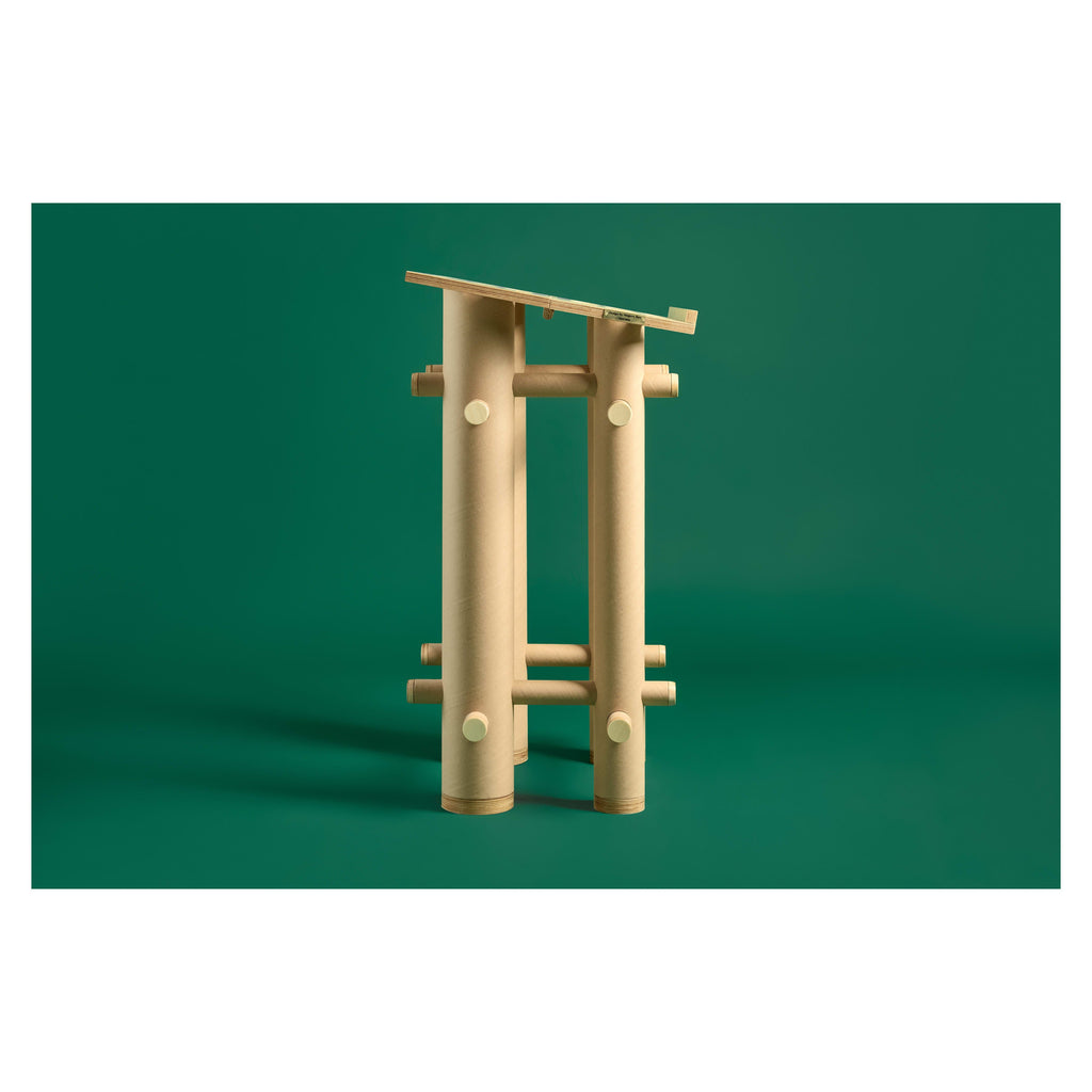 Shigeru Ban. Bookstand