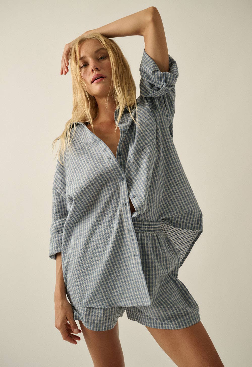 Plaid Textured Seersucker Oversize Button-Up Pocket Shirt: Chambray