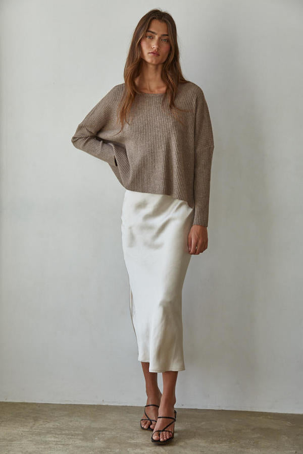 Apollo Ribbed Pullover Top: Dark Mocha