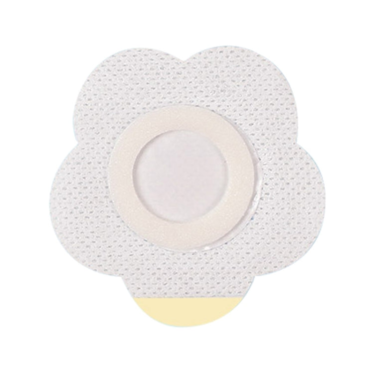 50pcs 043 Non-woven Stickers Wound Anti-seepage Three-volt Medicinal Patch, Size:7x7x3cm (Plum Shape)