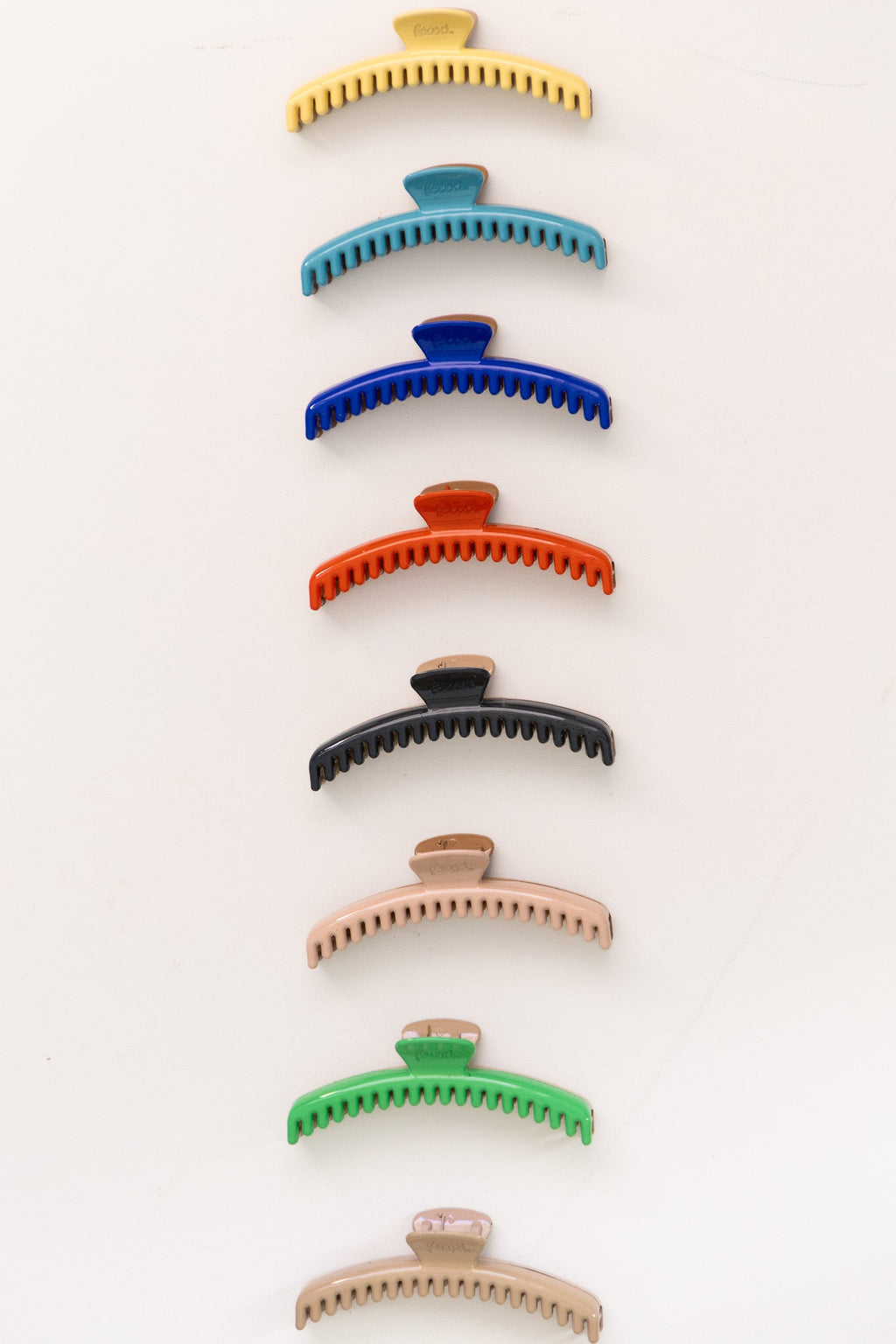 TWO-TONED SHINY MIDI HOLD EVERYTHING CLAW