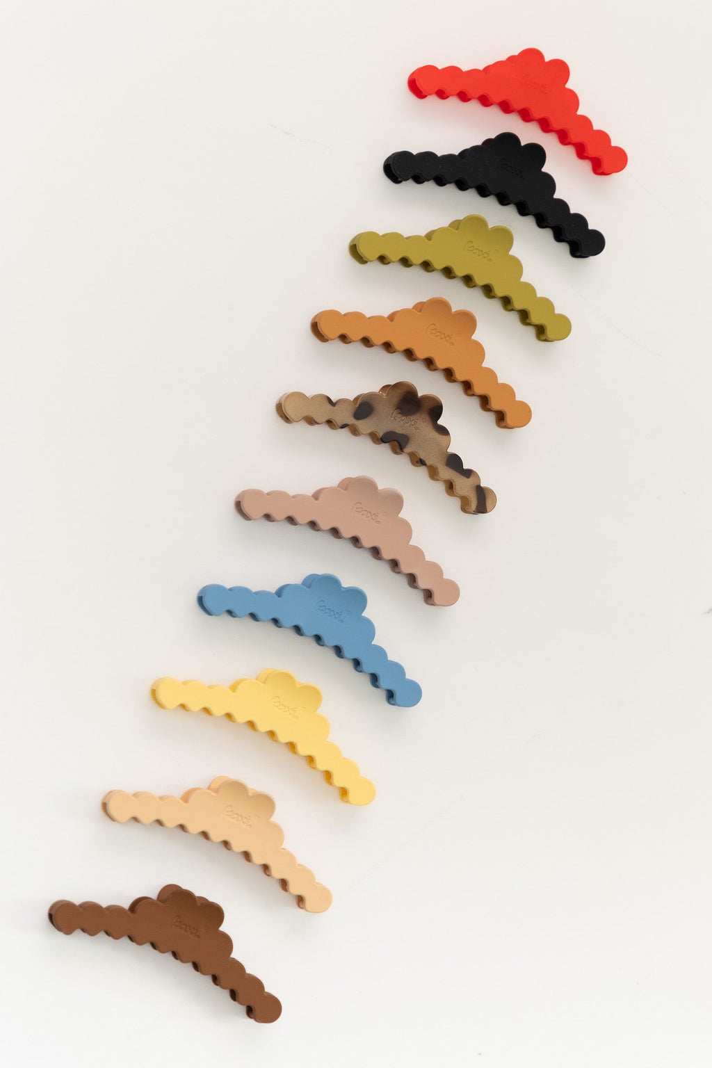 KAXI SCALLOPED MIDI HOLD EVERYTHING CLAW