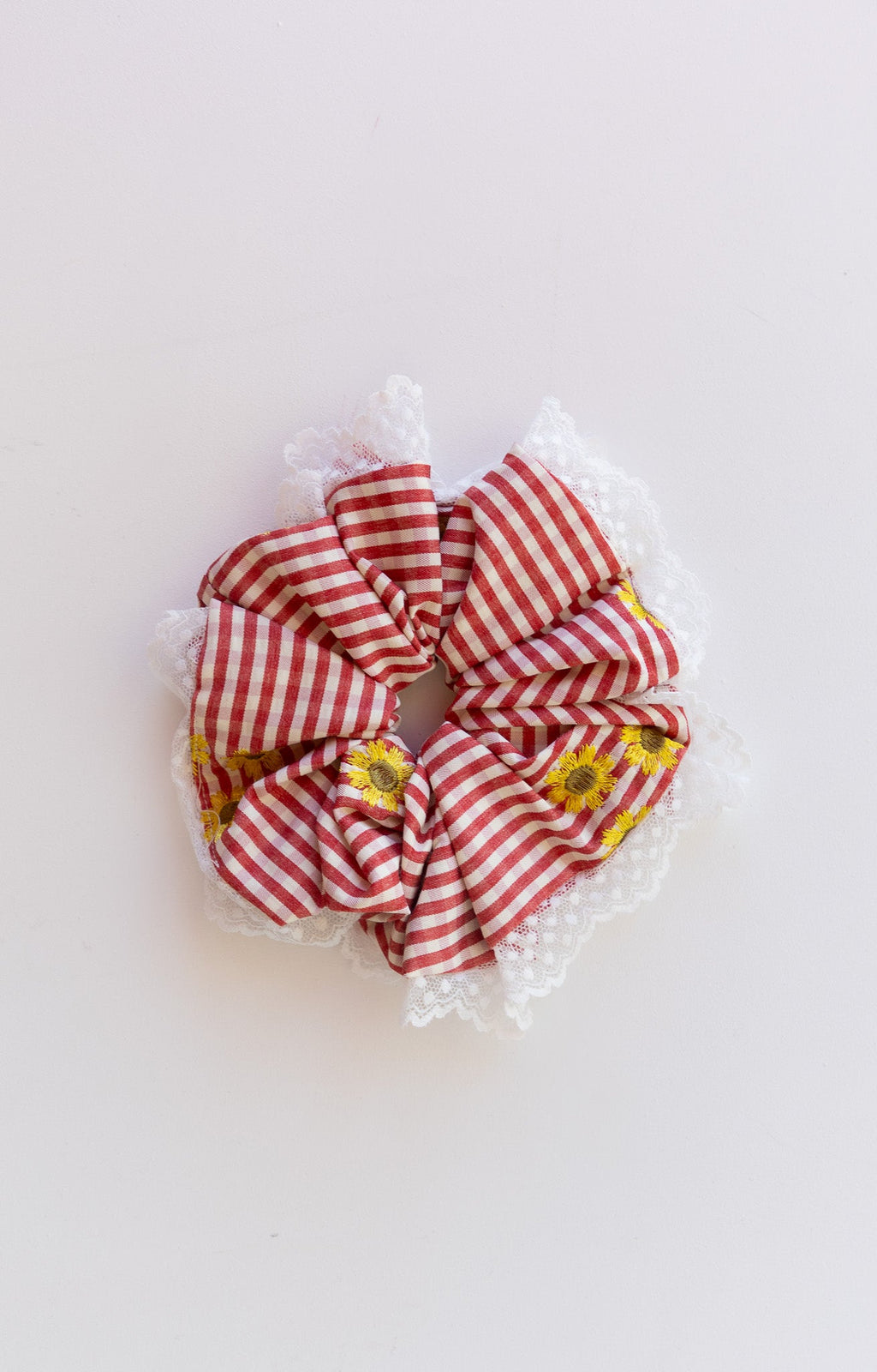 SUNFLOWER EMBROIDERED OVERSIZED LACE SCRUNCHIE