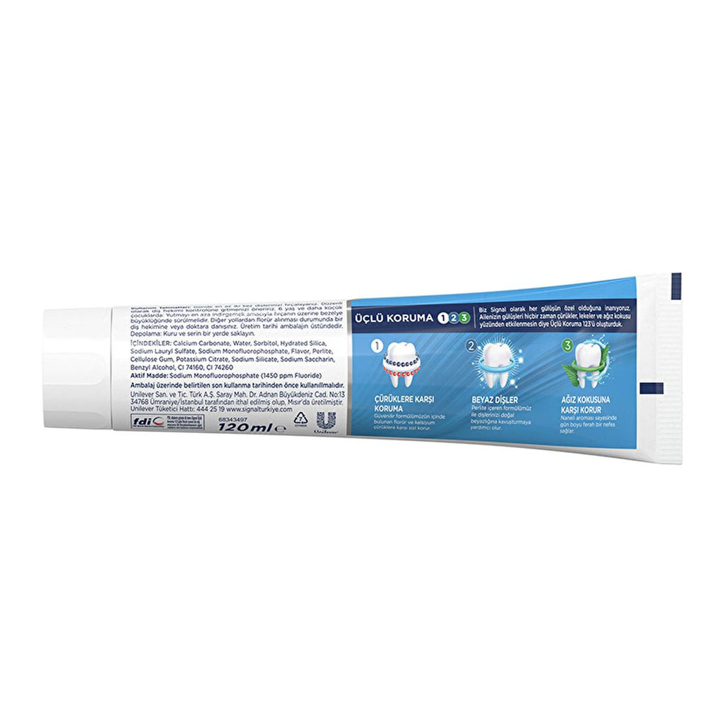 Signal Triple Protection Toothpaste with Fluoride - Natural Whitening, Mint Flavor - 4.06 fl oz