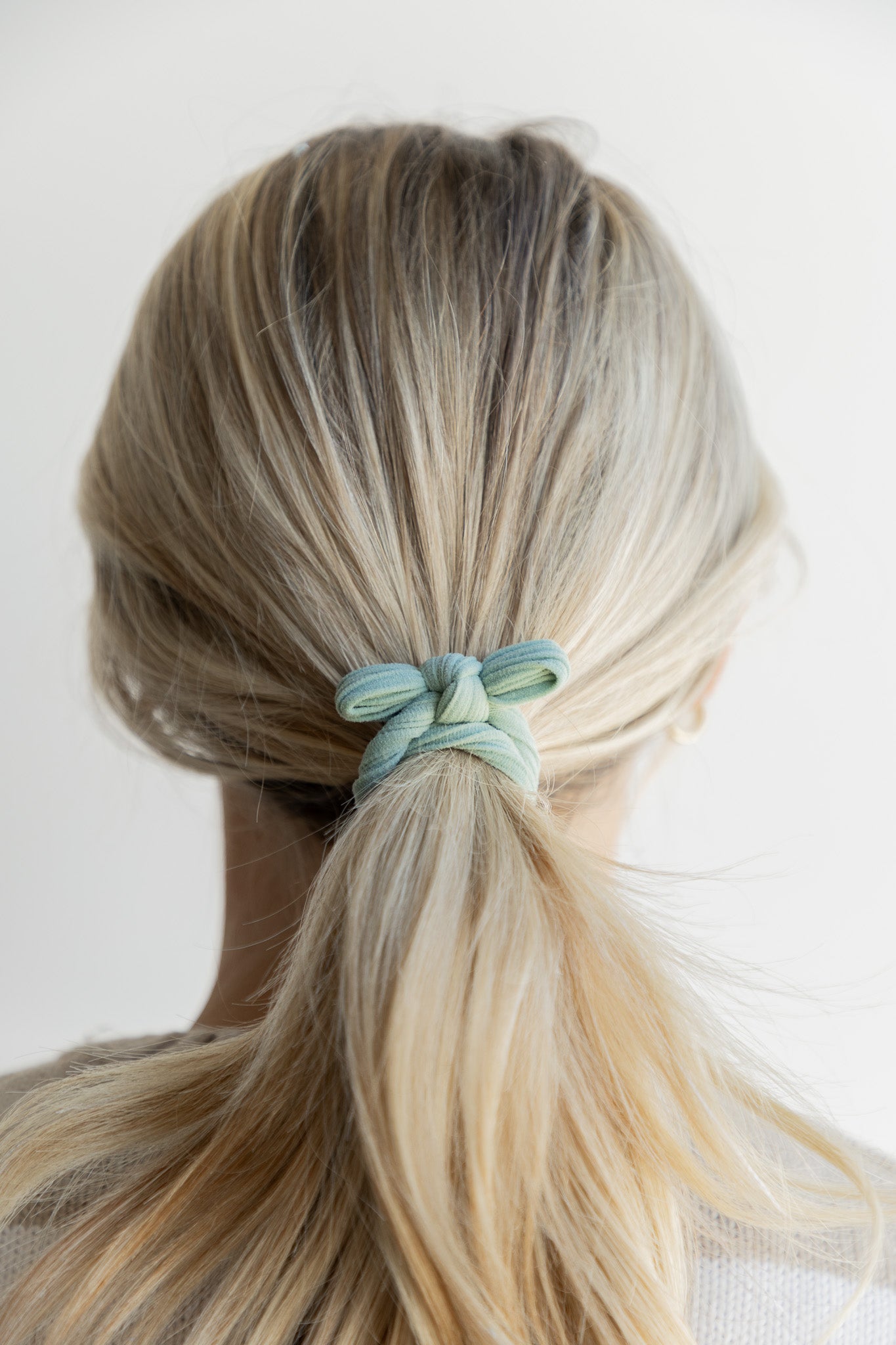 BOW SLICK BACK PONYTAILS (PACK OF 3)