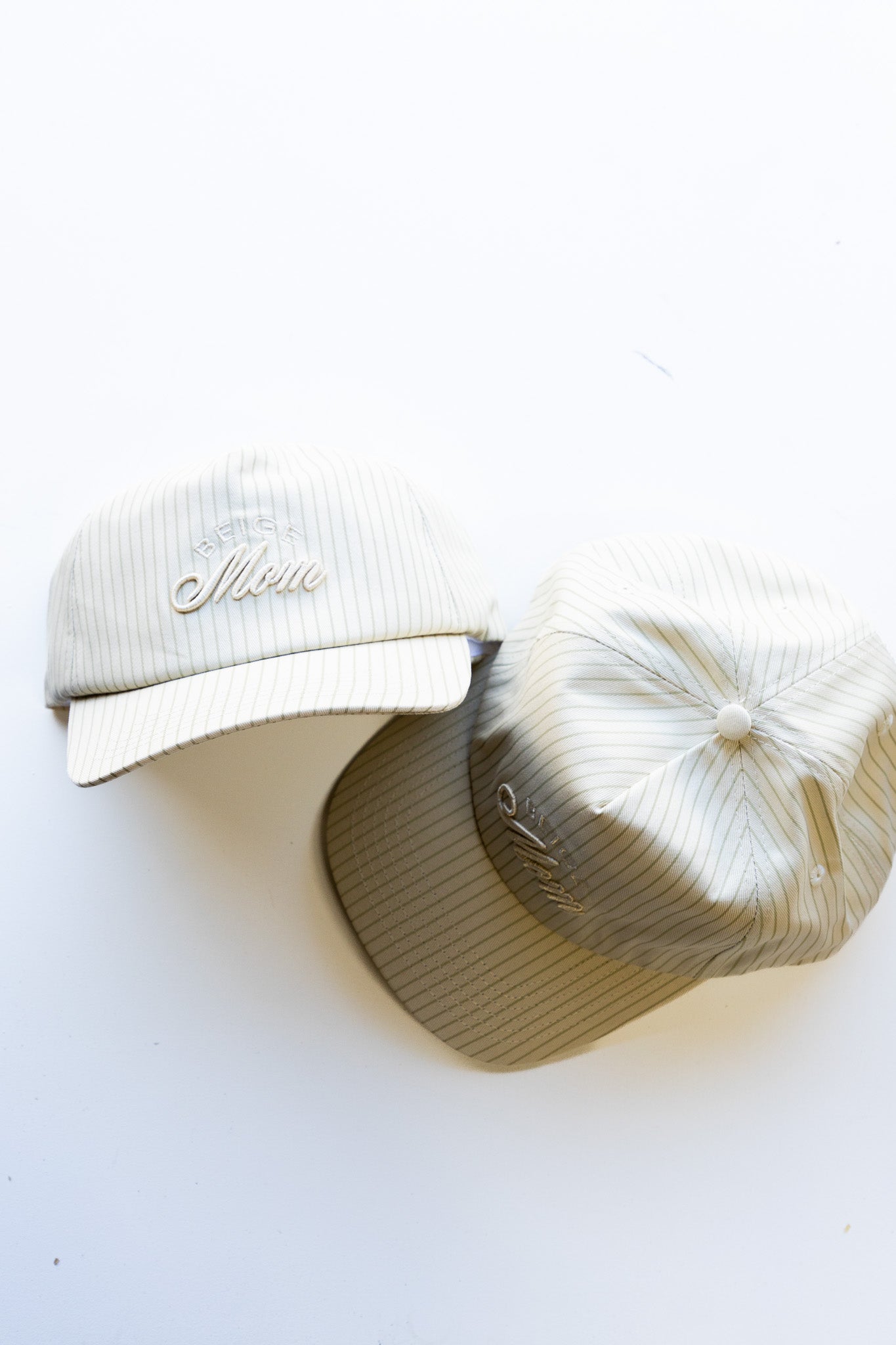 BEIGE MOM BASEBALL CAP