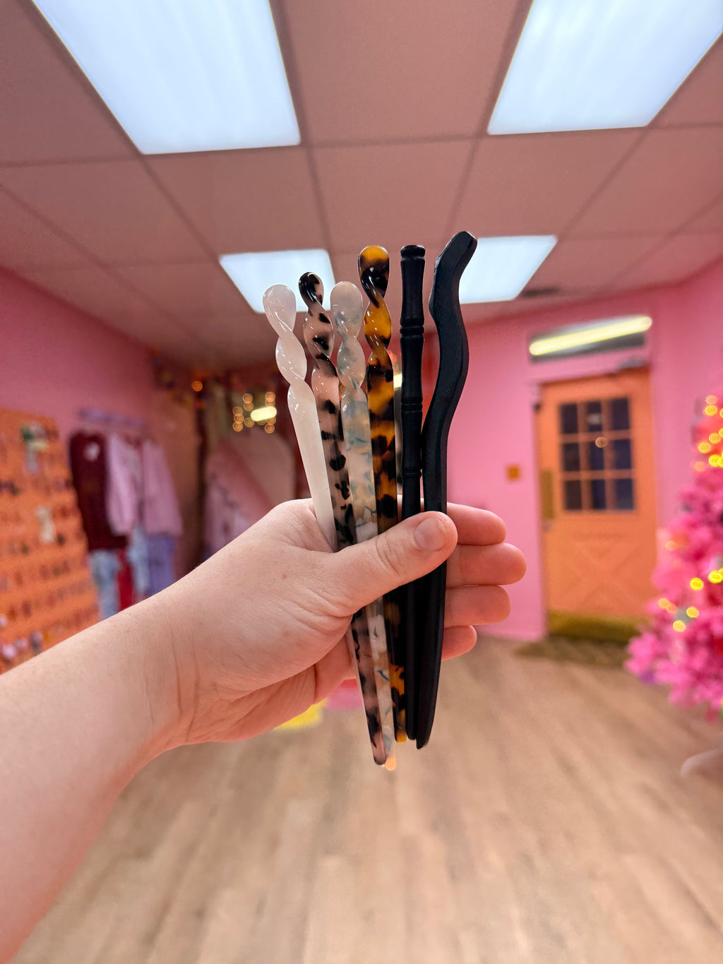 Single Hair Pin