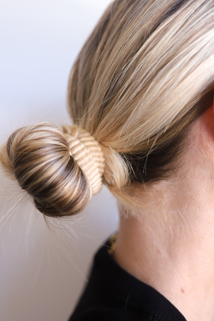 OVERSIZED SLICK-BACK PONYTAILS (PACK OF 3)