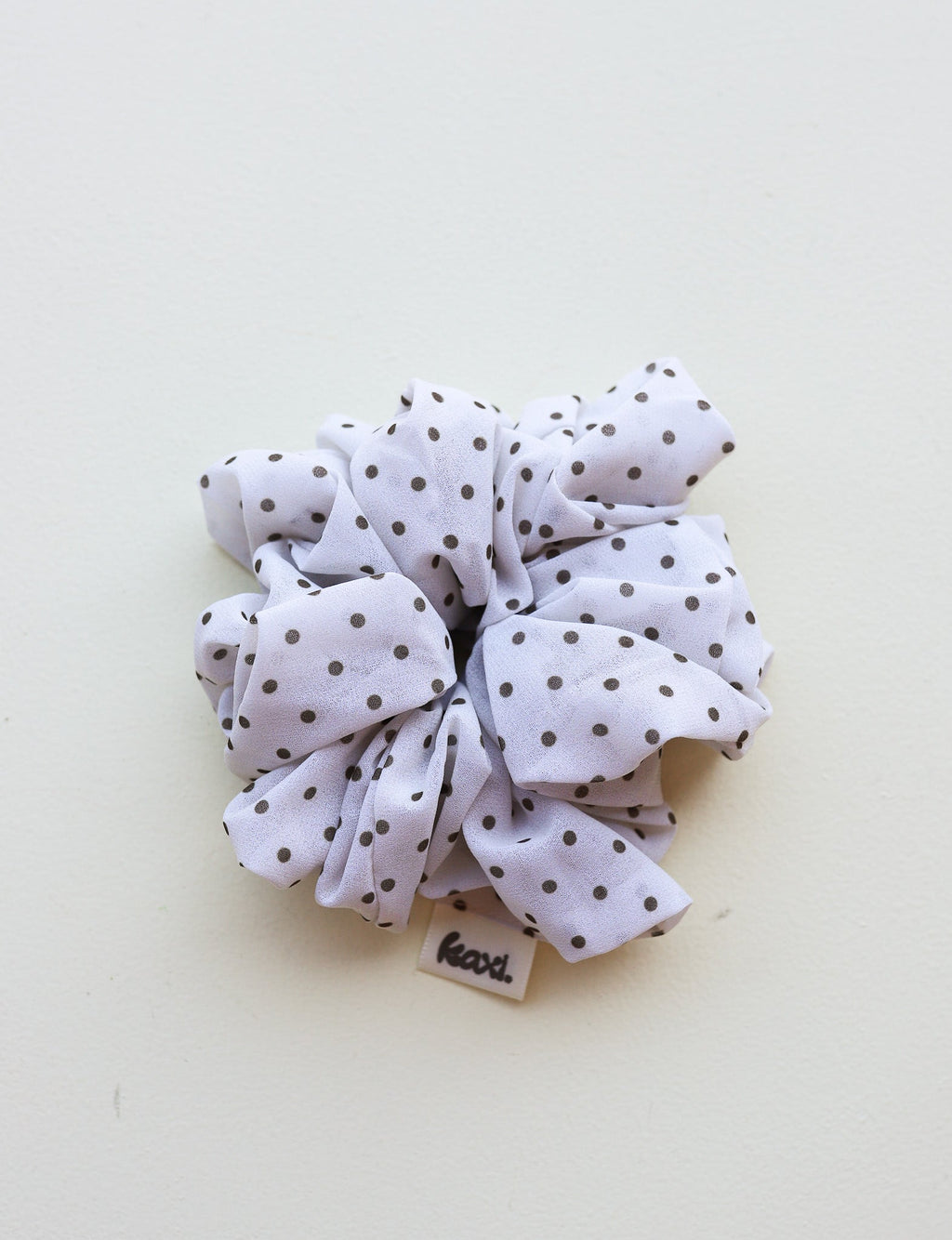 POLKA DOT OVERSIZED SCRUNCHIE