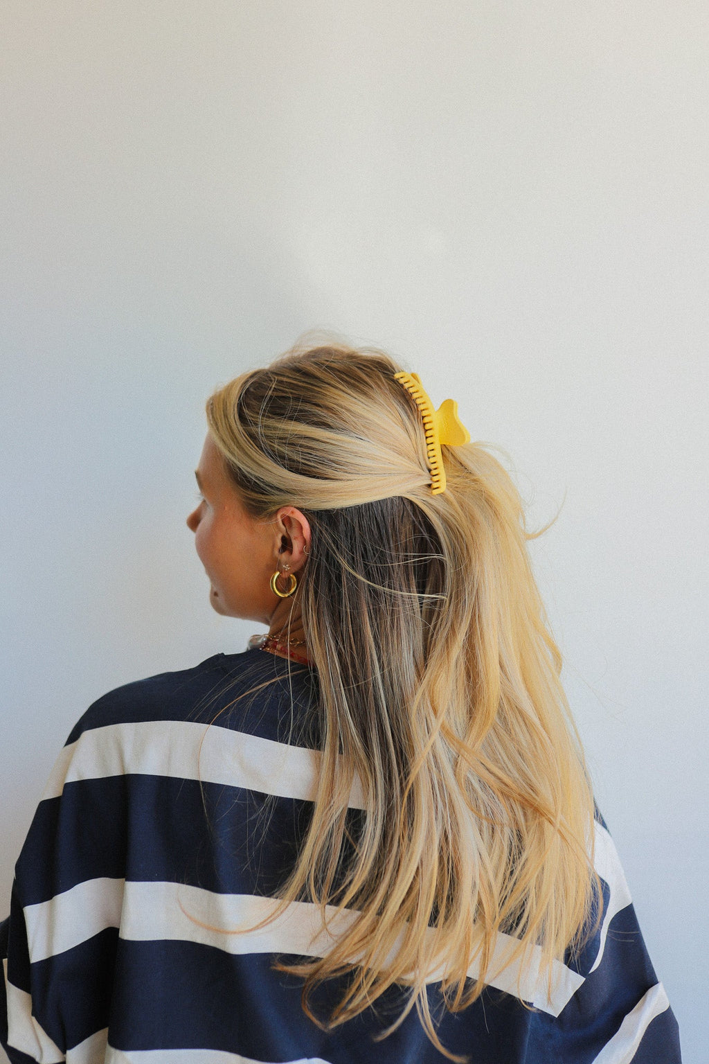 KAXI WAVY MIDI HOLD EVERYTHING CLAW