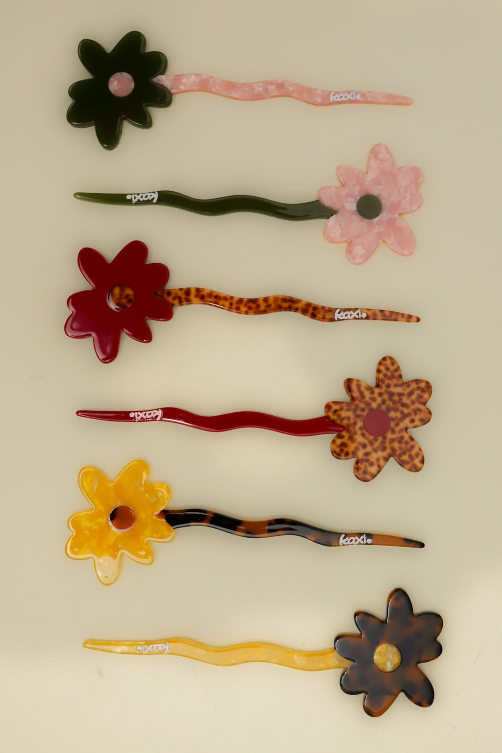 FLOWER FRENCH PINS ( 3 COLORS )