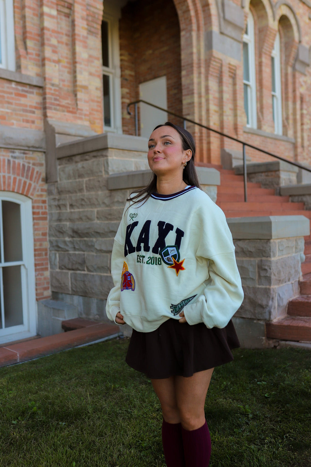 KAXI UNIVERSITY PATCH CREWNECK