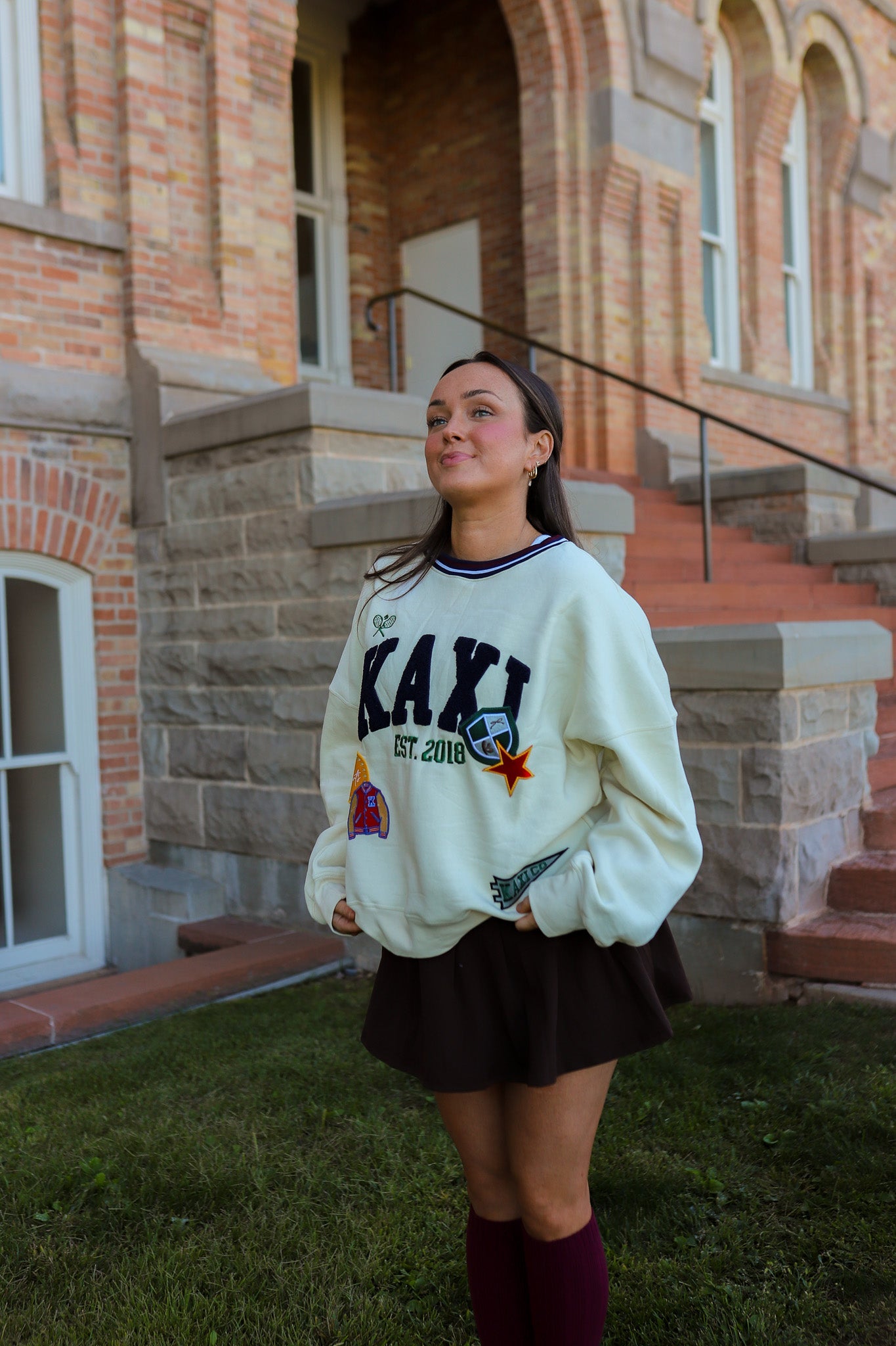 KAXI UNIVERSITY PATCH CREWNECK