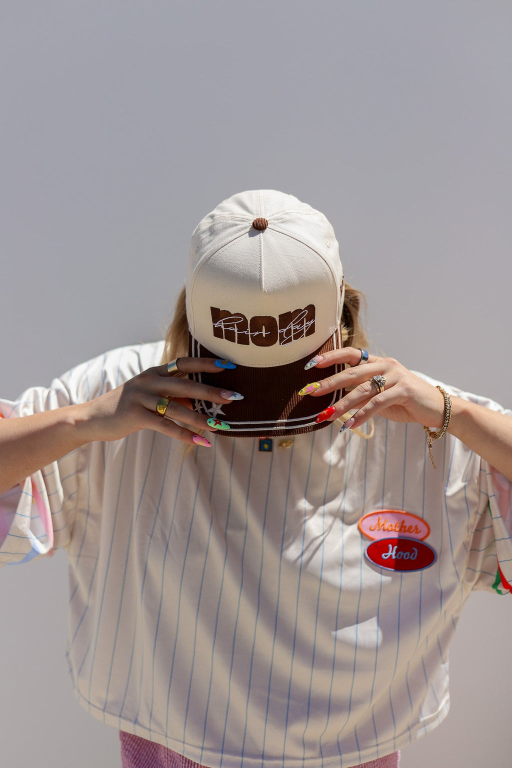 MOM HAIR DAY TRUCKER HAT