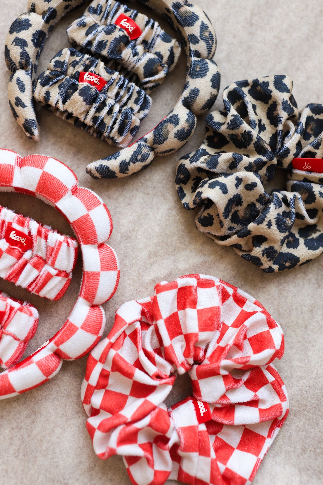 KAXI TOWEL SCRUNCHIE