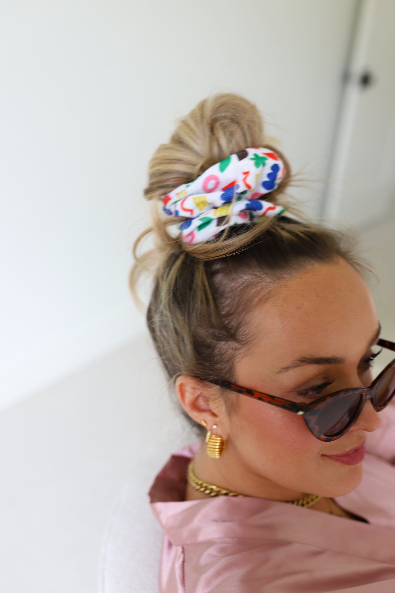 KAXI TOWEL SCRUNCHIE