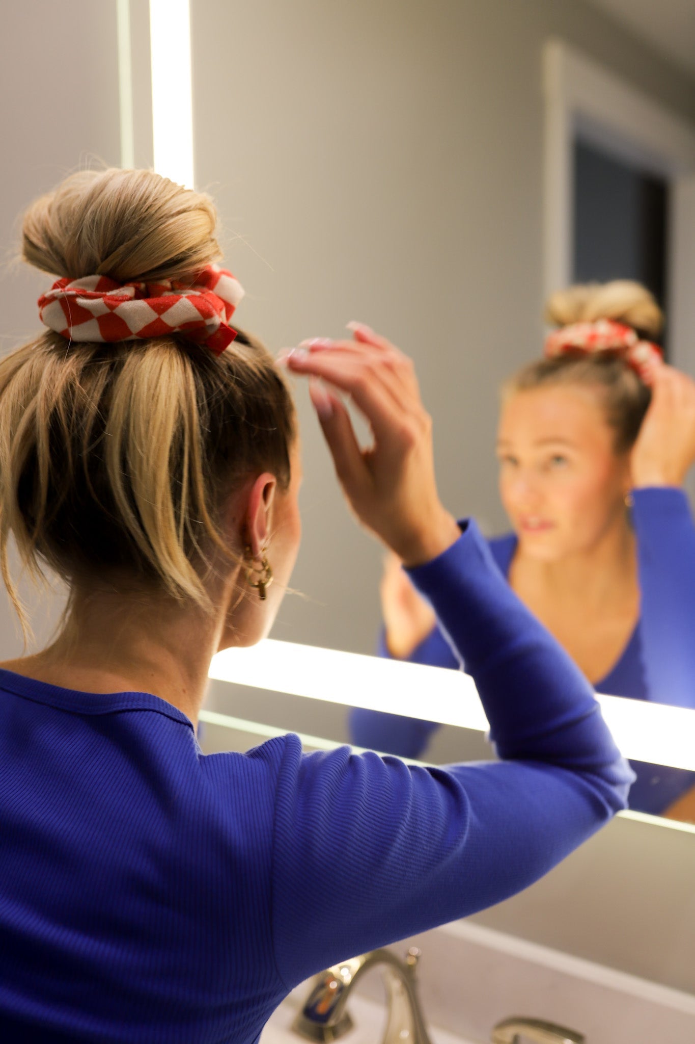 KAXI TOWEL SCRUNCHIE