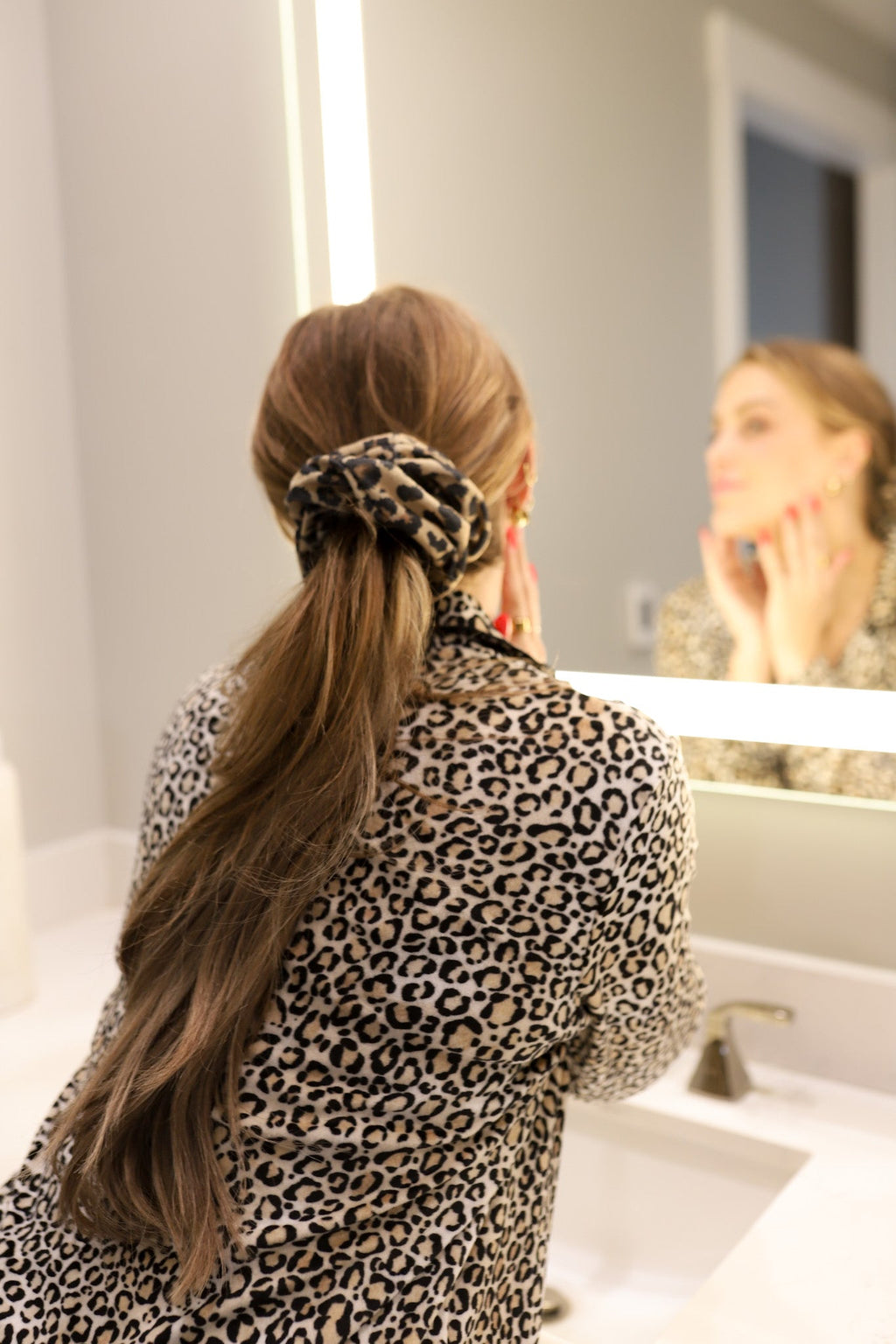 KAXI TOWEL SCRUNCHIE