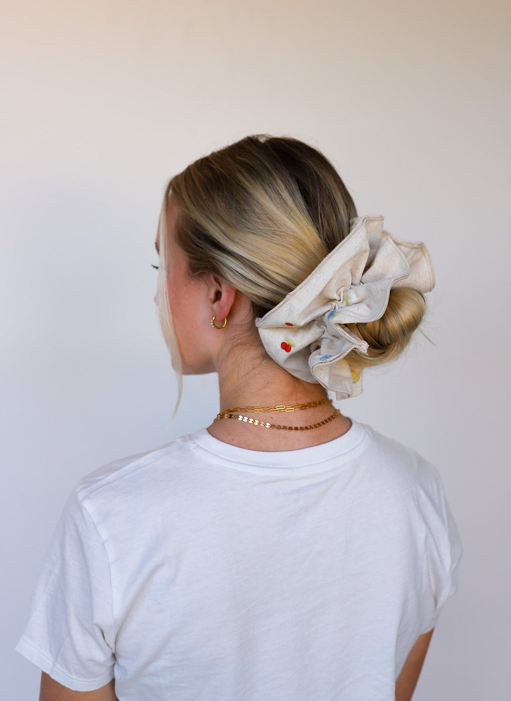 CREAM FARMERS MARKET CORSET SCRUNCHIE