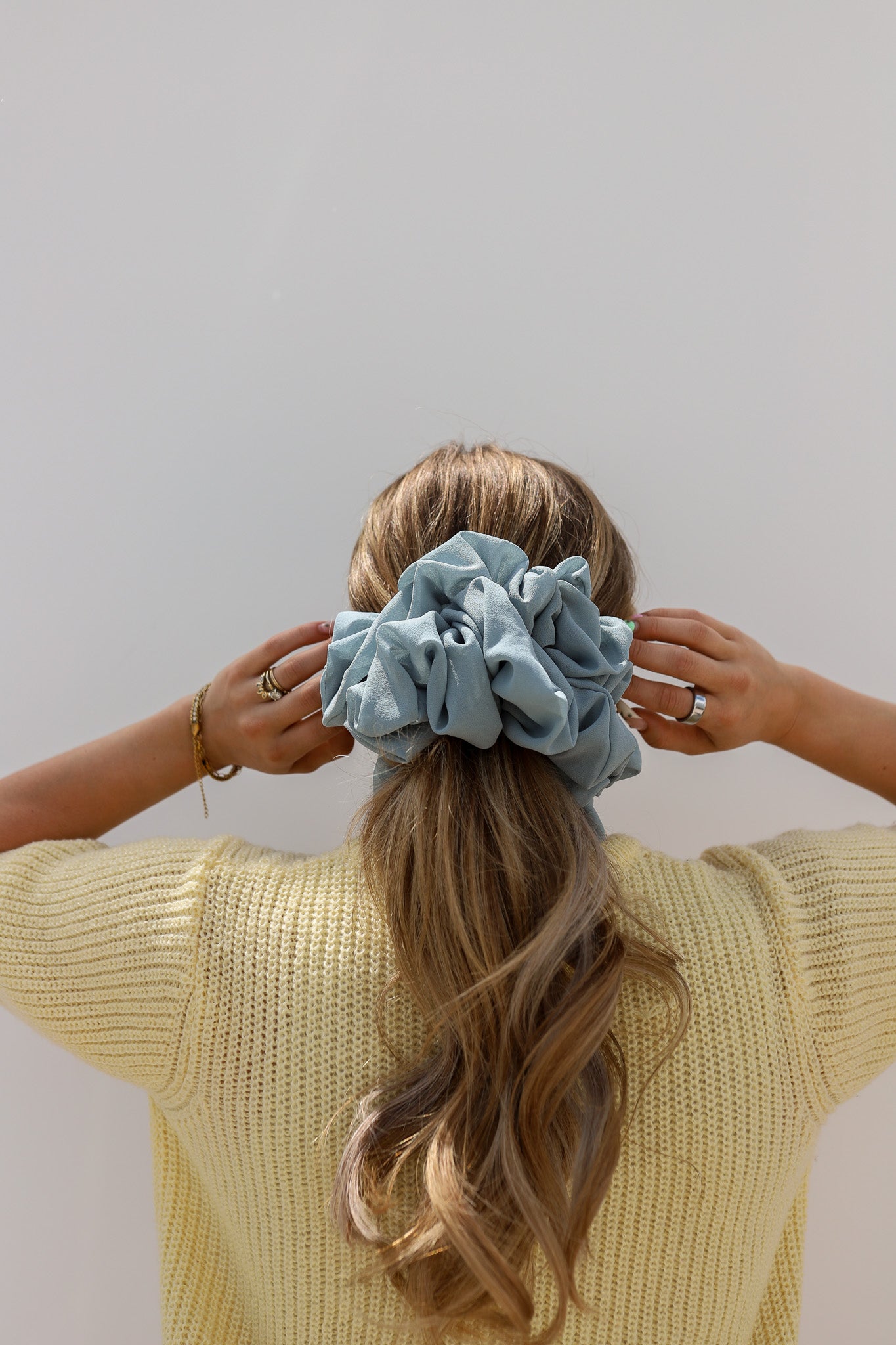JUMBO SCRUNCHIE