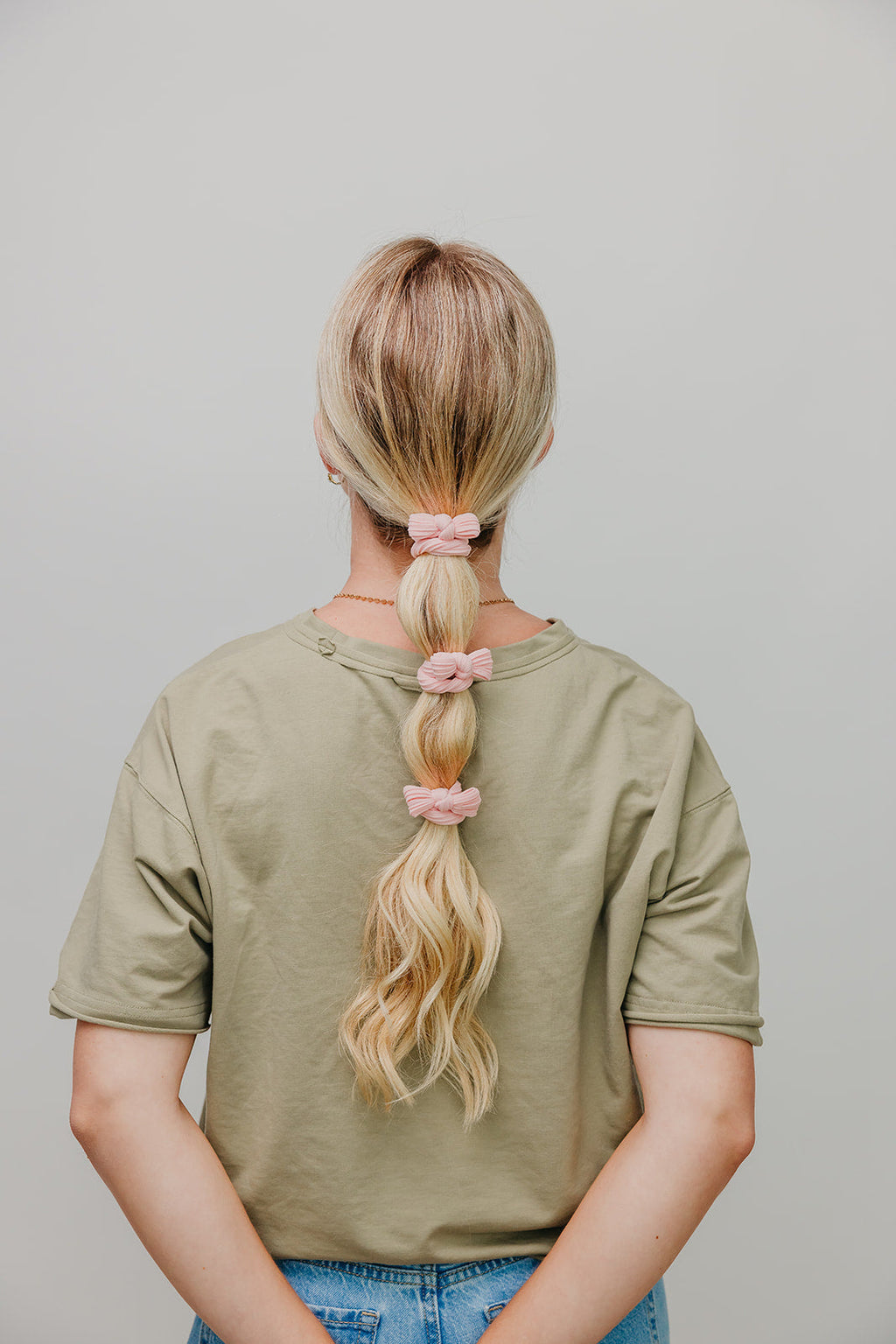 BOW SLICK BACK PONYTAILS (PACK OF 3)