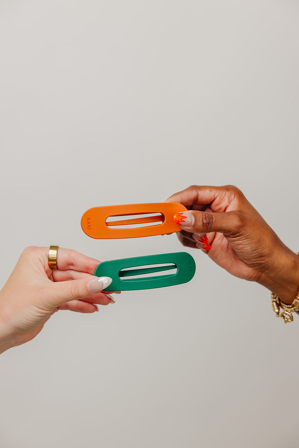 2 PACK LAY DOWN CLAWS