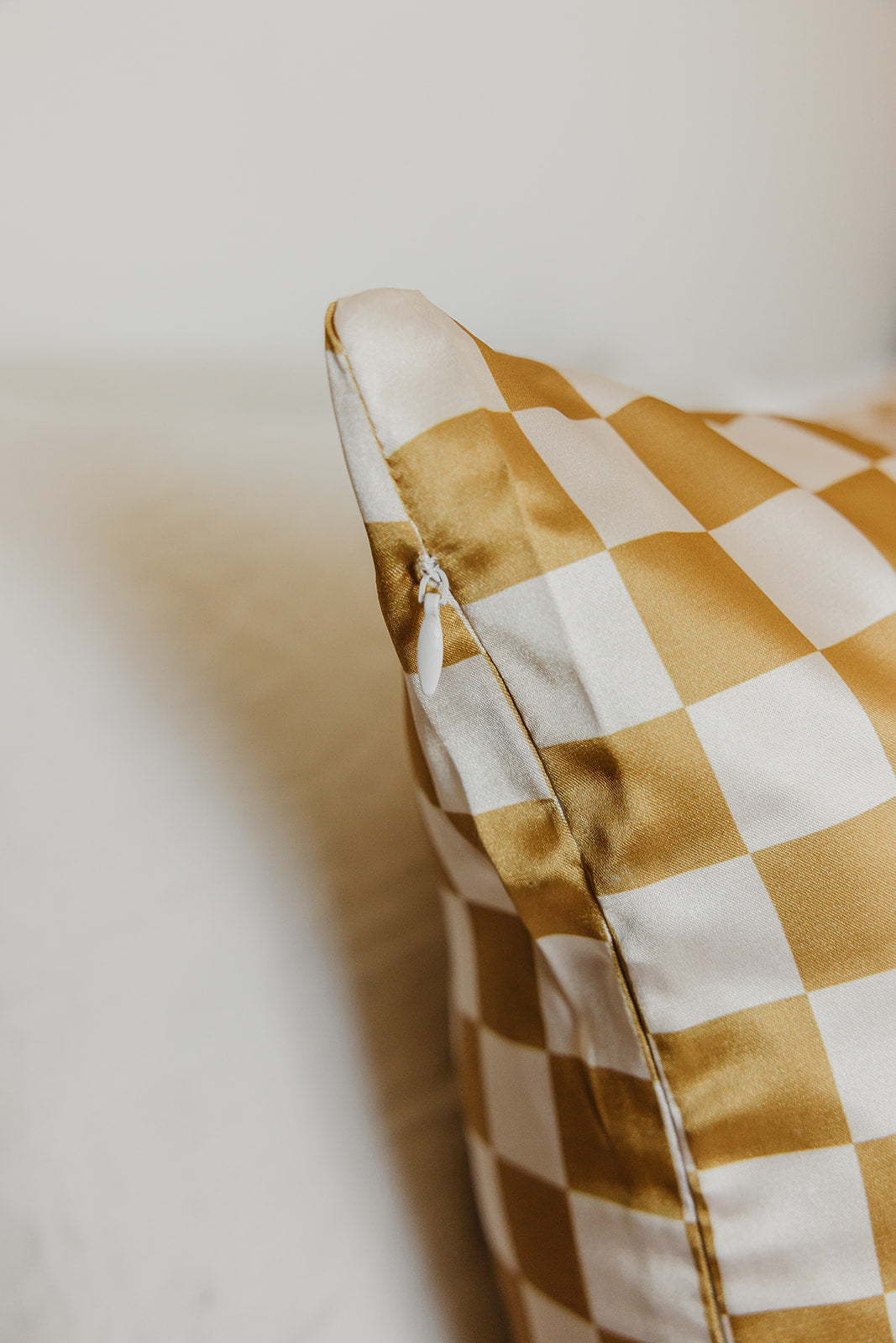 KAXI SATIN PILLOWCASE