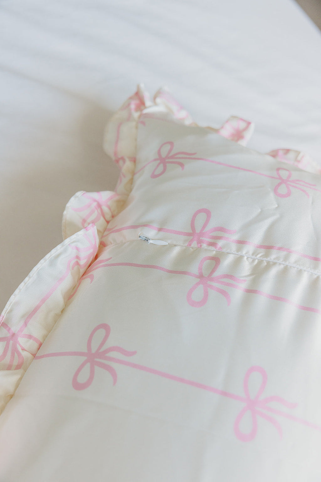 KAXI SATIN PILLOWCASE