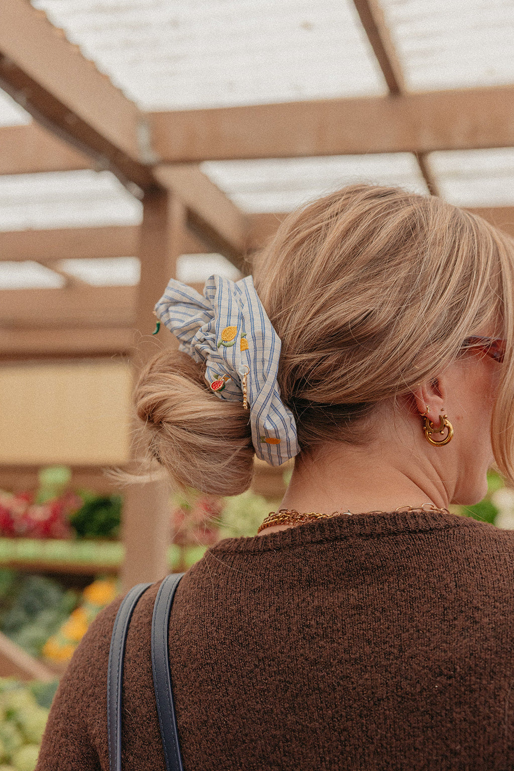 LEMON CHARM OVERSIZED SCRUNCHIE