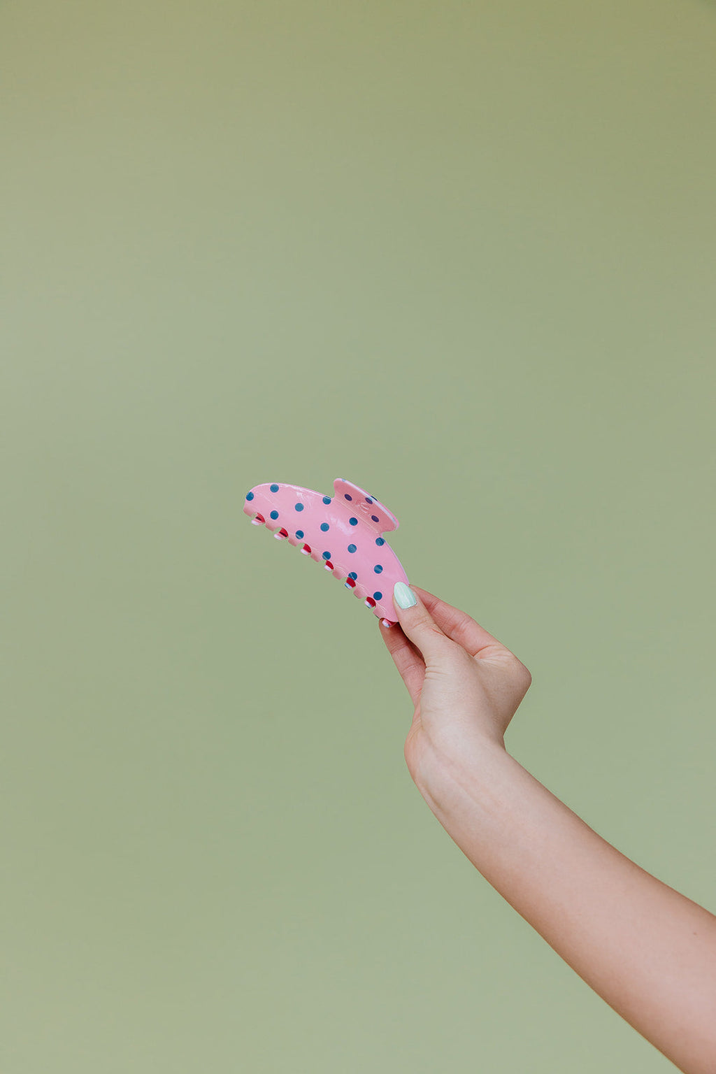 POLKA DOT & STRIPED OVERSIZED CLAWS