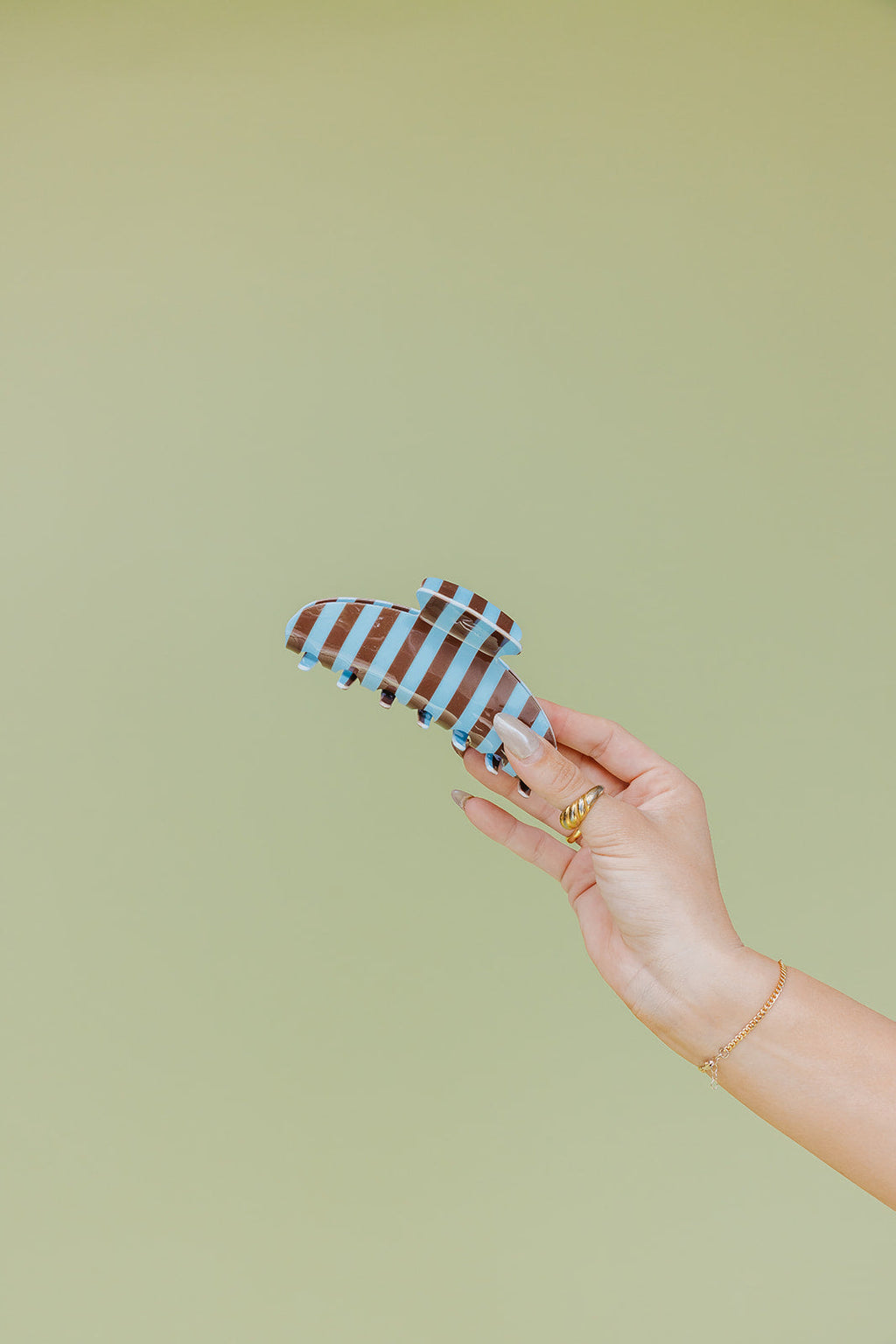 POLKA DOT & STRIPED OVERSIZED CLAWS