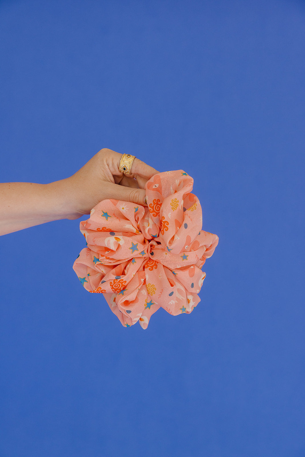 COOL MOM JUMBO SCRUNCHIE