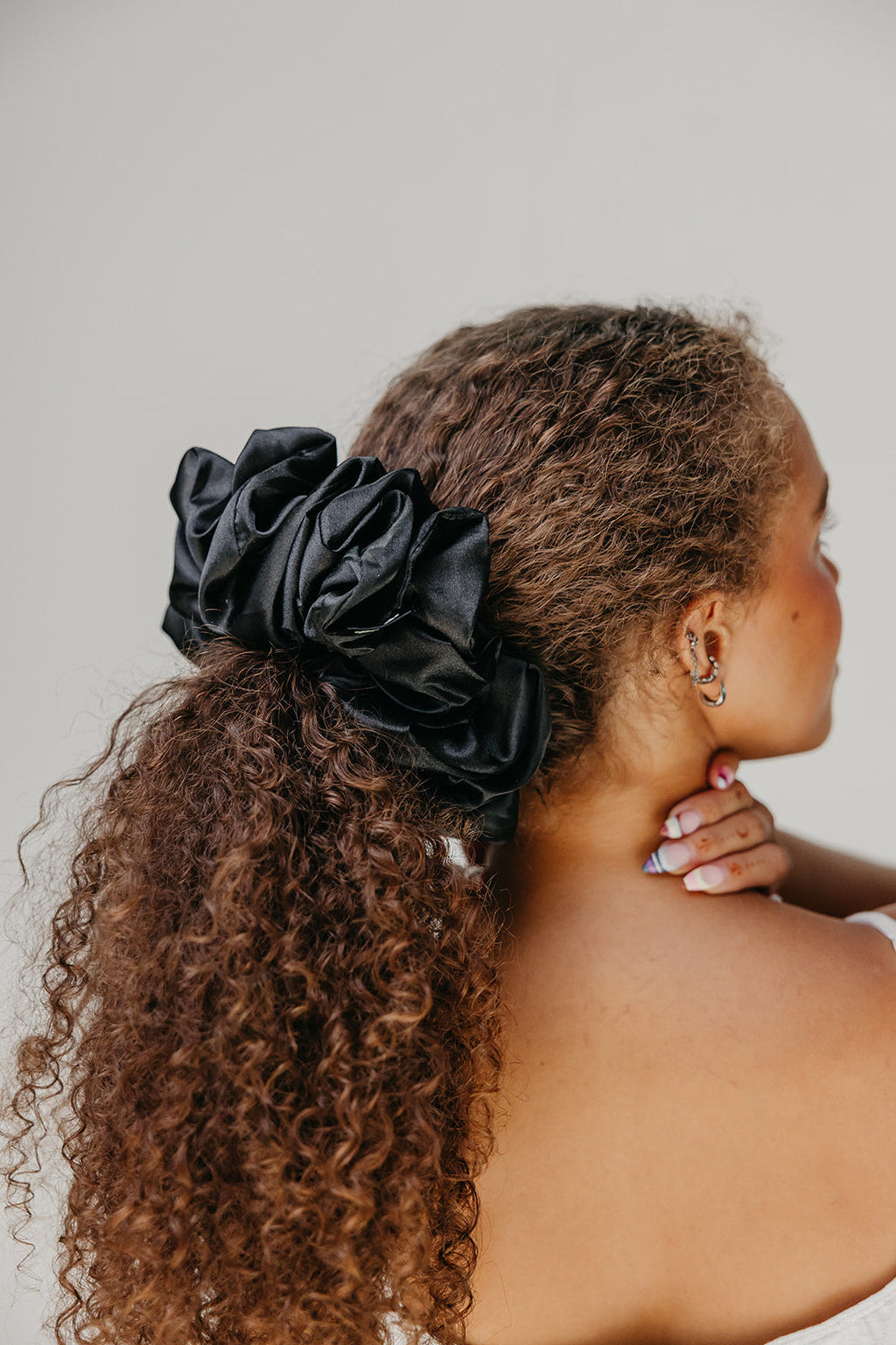 JUMBO SLEEP SILK/SATIN SCRUNCHIES