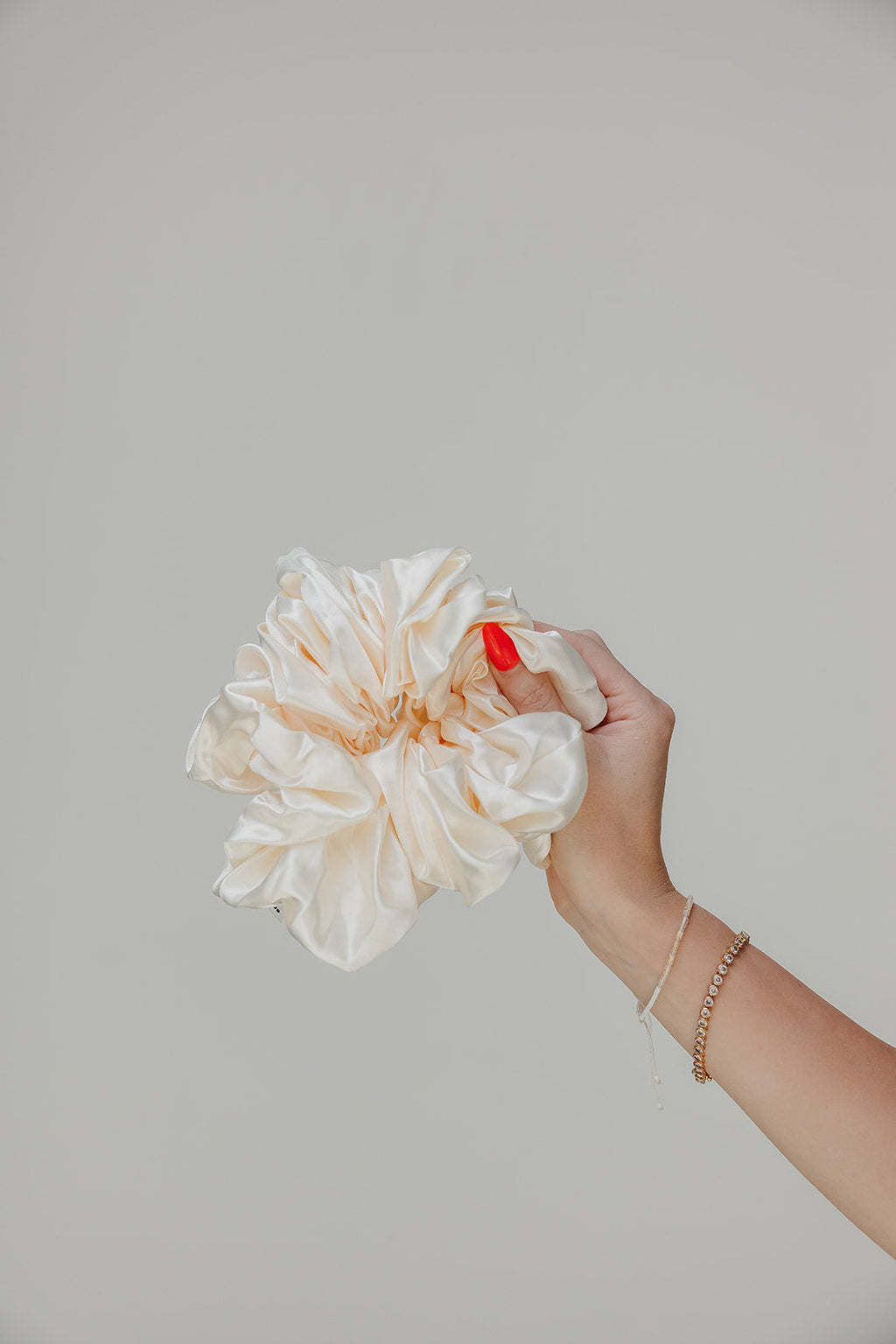JUMBO SLEEP SILK/SATIN SCRUNCHIES